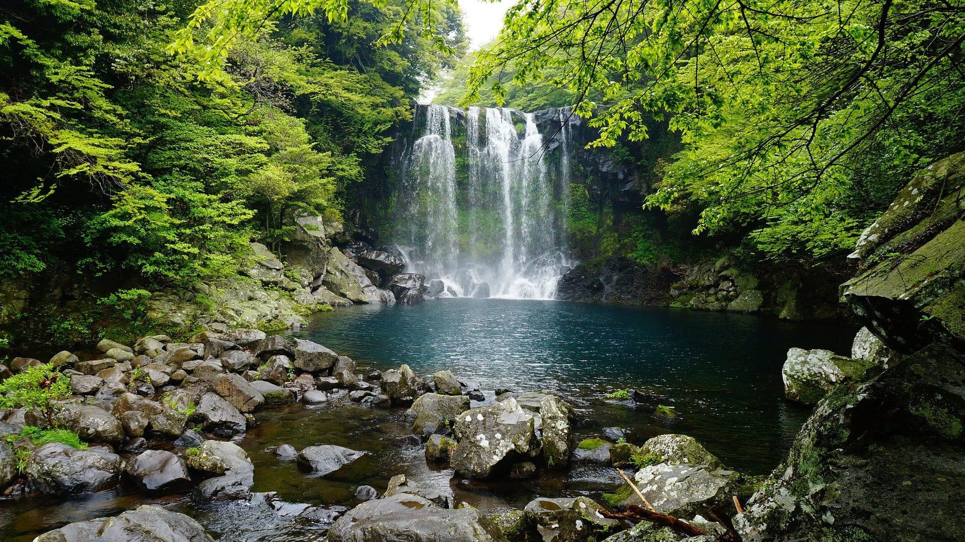 Jungmun Cheonjeyeon Waterfall